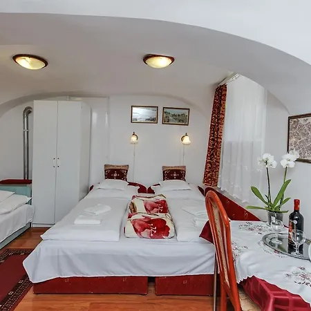 Gasthof Barokk Vendeghaz